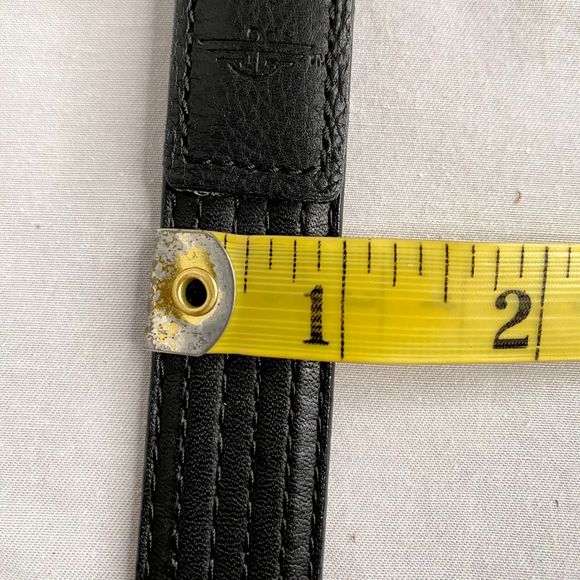 Dockers Belt Medium Black Full Grain Leather Mulit Linear Stitch Detail - Picture 11 of 11
